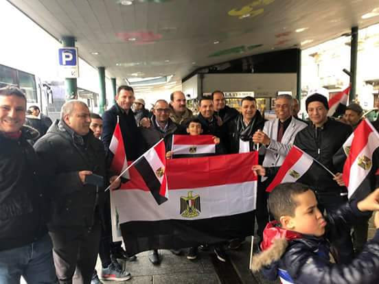 المصريون في إيطاليا يحتفلون بعيد ميلاد الرئيس السيسي