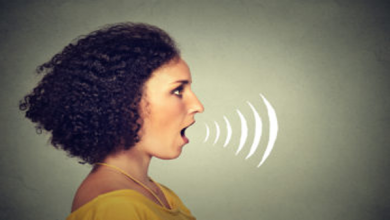 كيف يسمع الإنسان صوته وآلية عمل الأذن