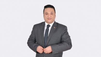 رجل الأعمال عمرو الزمر