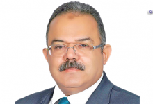 محمود العسقلاني يناشد بالإفراج عن الشاحنات العالقة عند معبر أرقين