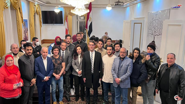 سفارة مصر في فيينا تصرف بدل إعاشة يومي للطلاب العائدون من أوكرانيا