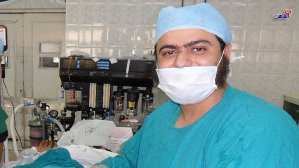 الدكتور عبد العزيز البرقي ينجح في تغيير مفصلي ركبة لمسن سوري