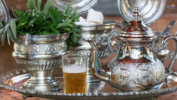 في يومه العالمي تعرف على طقوس الشاي في المغرب