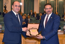 رئيس هيئة الرقابة الإدارية الجديد يتسلم مهام منصبه